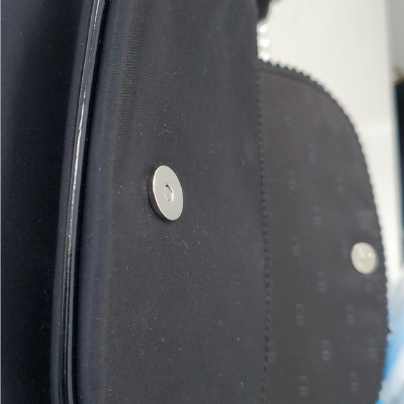 EUC DIOR POUCH CROSSBODY authentic - Picture 11 of 14